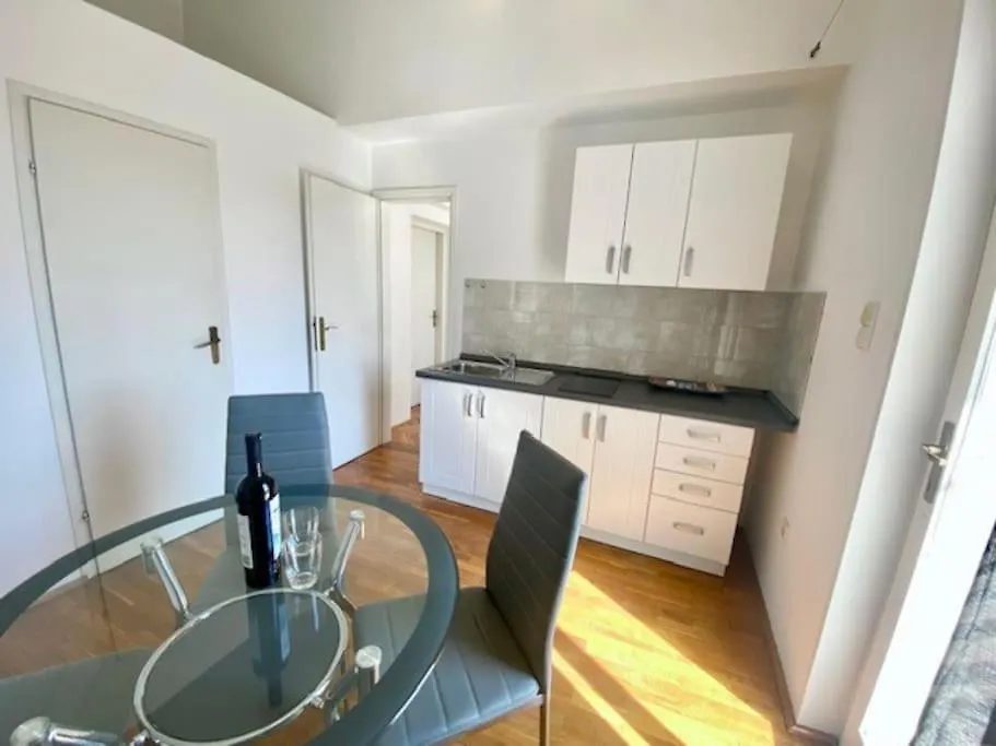 Charming 1-Bed Apartment Near Arena And Centre Pula