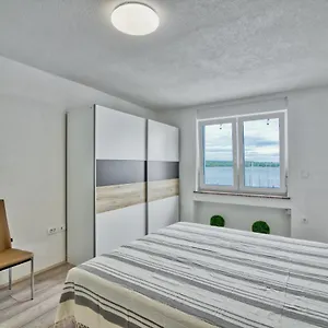  Appartement Marina With Sea View